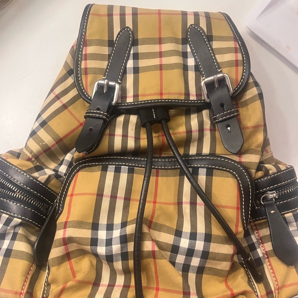 Burberry backpack - Picture 2 of 3